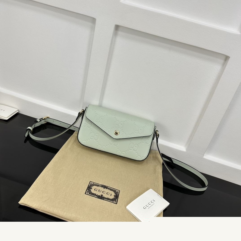 G*u*i satchel bags